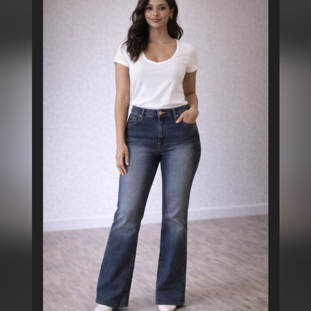 Ashley Stewart Dark Wash Bootcut Jeans | Size 16 | Classic Fit